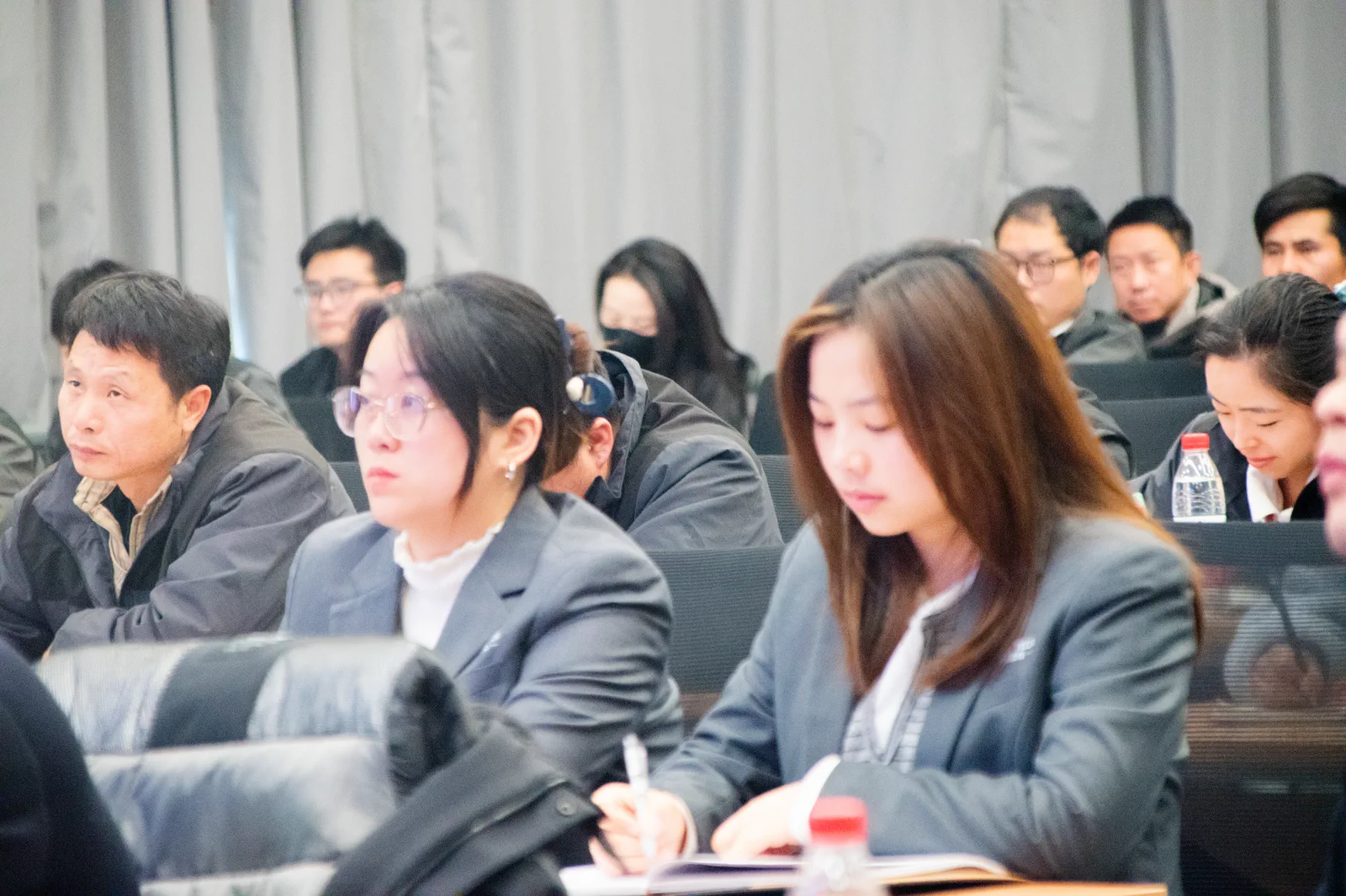 英翰尼精密制造团队活动:培训学习5