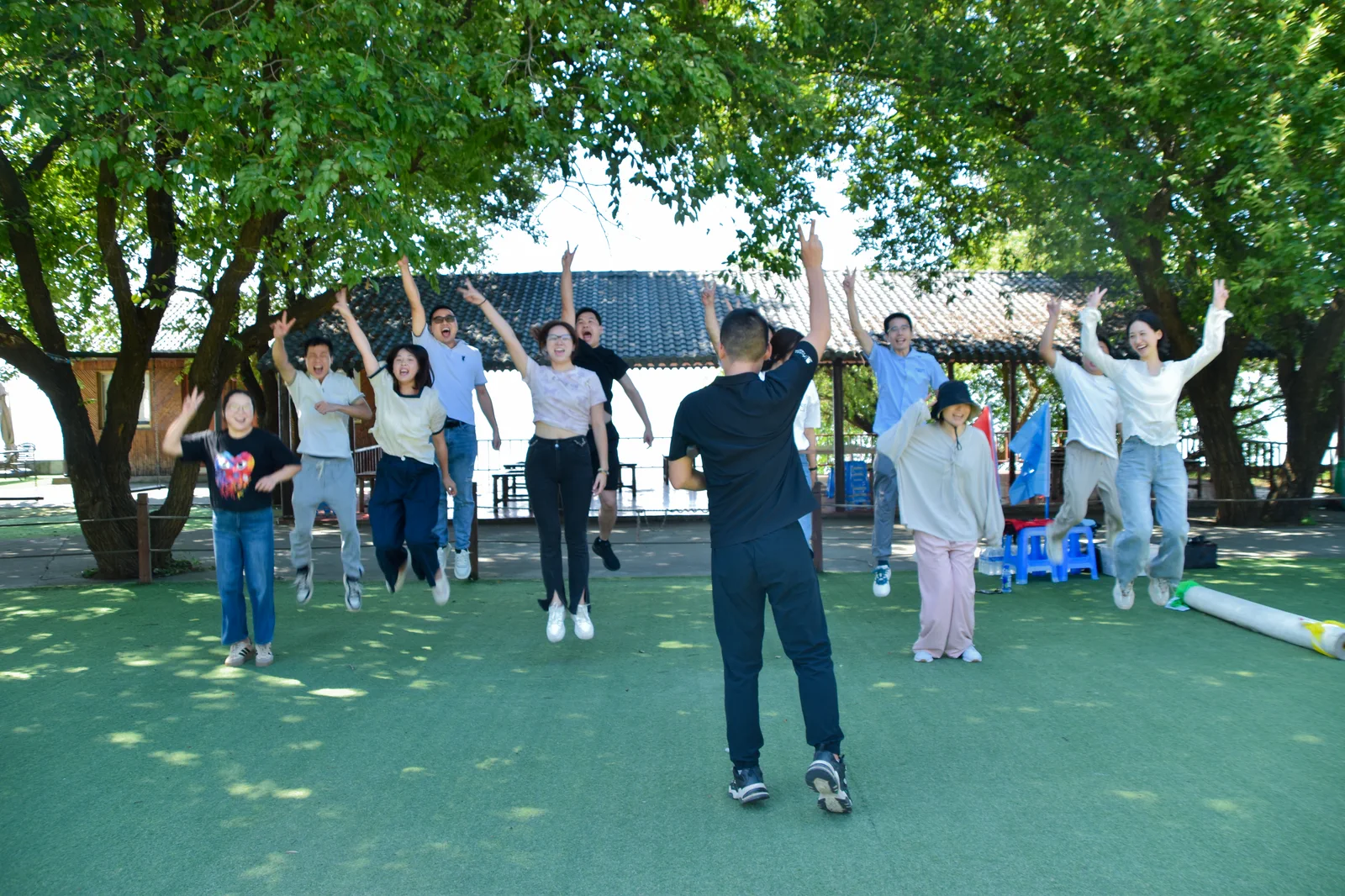英翰尼精密制造团队活动:外出学习与团建3