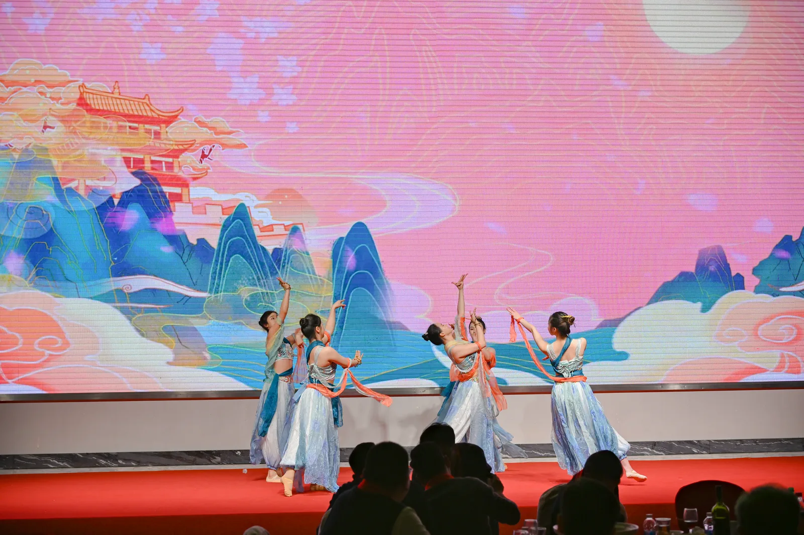 英翰尼精密制造团队活动:年会活动4